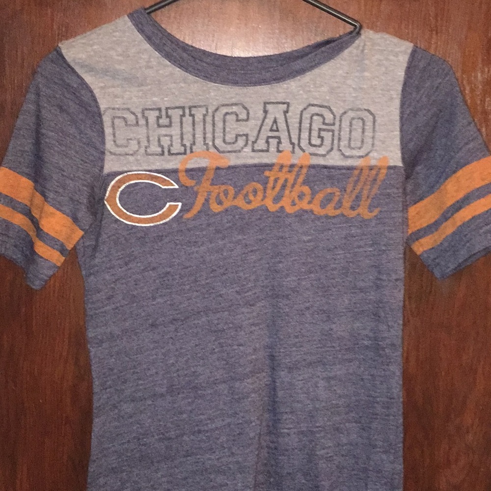 3/$15🥰Chicago bears tee